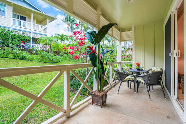 Enjoy the lush tropical foliage on your private lanai.