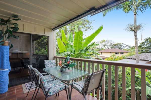 Covered Lanai For Outdoor Dining