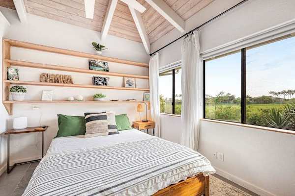 Wake Up To Peaceful Tropical Views