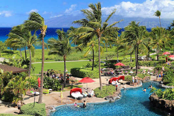 Sweeping Views Of Paradise