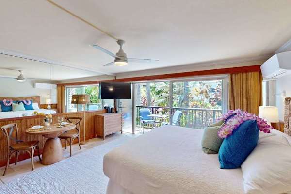 Bright Open Concept Island Retreat