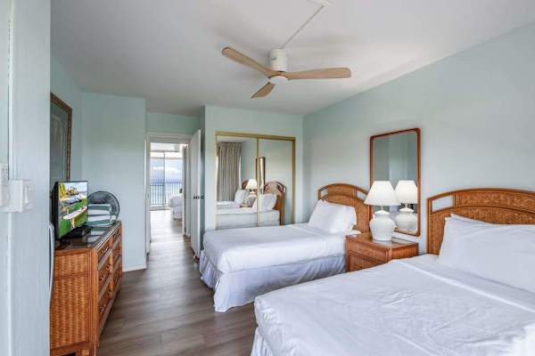 Just as much comfort for the guests - two twin beds with access to your private lanai.