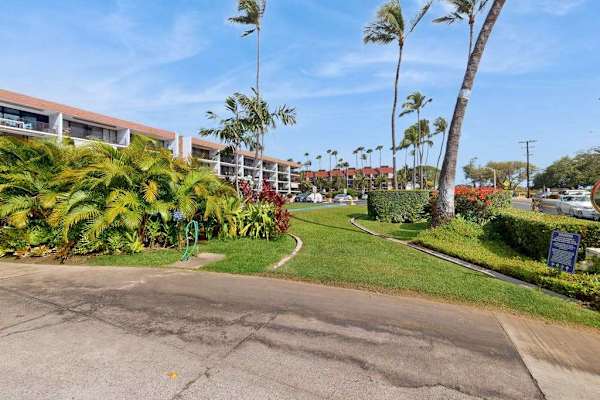 Beautifully Landscaped Resort Grounds & Palm Trees
