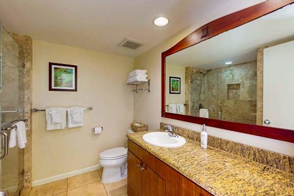 Spacious bathroom with double vanity
