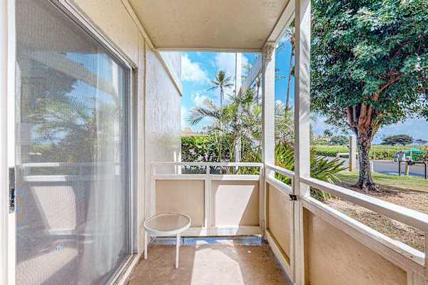 Your private lanai so that you can enjoy this tropical paradise.