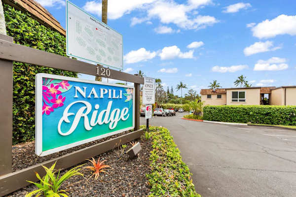 Entrance to the Napili Ridge community