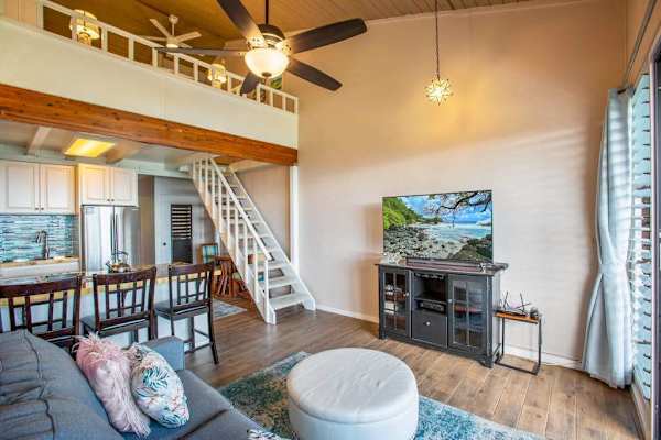 Comfortable living space to unwind after a day of island adventures