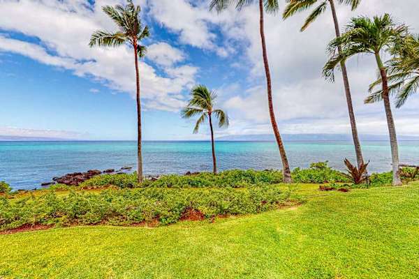 Mahina Surf Resort
