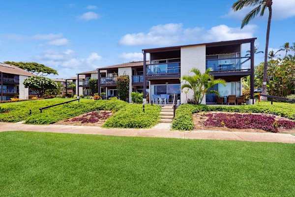 Beautiful Resort Exterior Views