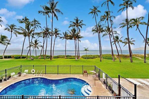 Hale Kai O Kihei. community pool
