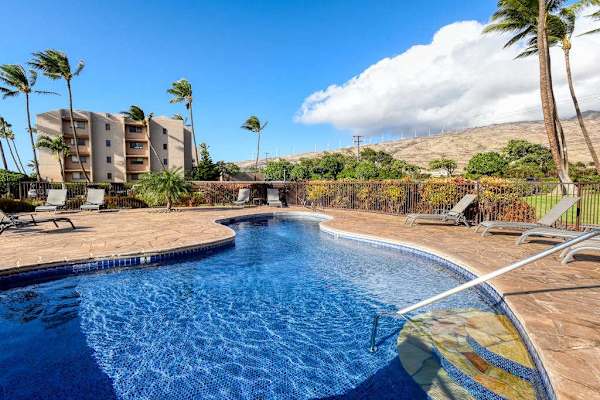 Oceanfront Island Sands Resort community pool.  Enjoy the sun while you take in the tropical scenery.