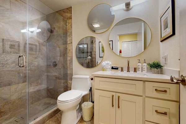 Modern Bathroom With Glass Shower