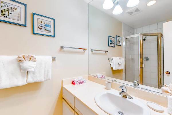 Fresh Bathroom With Double Vanity