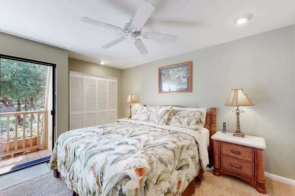 Peaceful Bedroom With Lanai Access