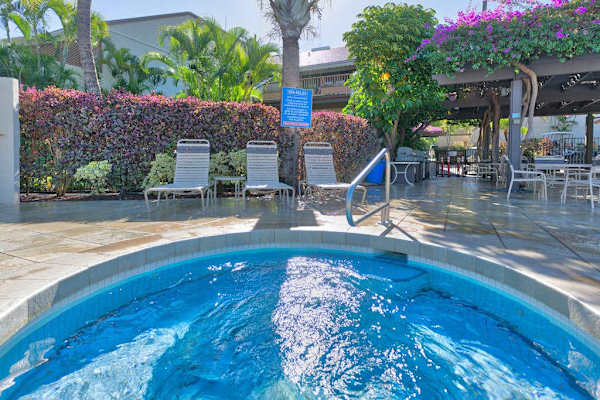 Relaxing Spa And Pool Retreat