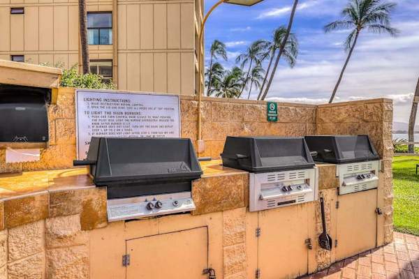 Outdoor Kitchen Ready For Cookouts