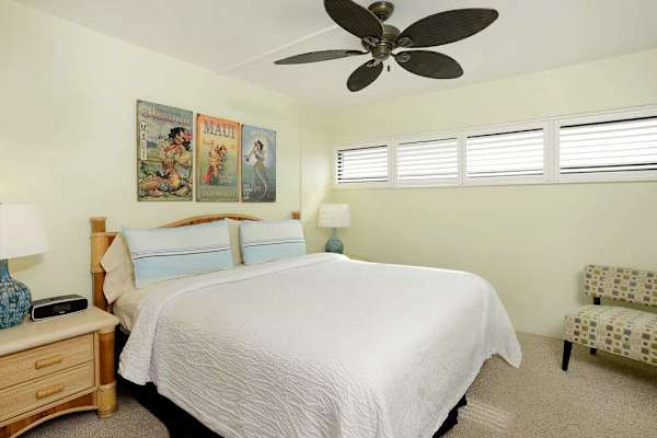 Fabulous bedroom with flatscreen TV and an en suite bathroom.