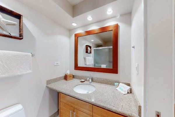 Freshen up in this bright, modern bathroom