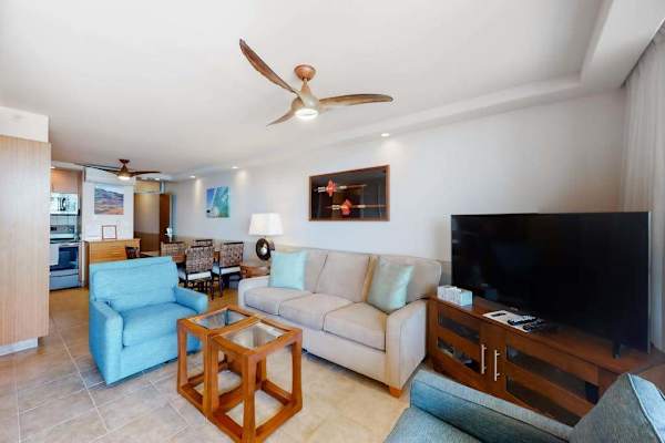 Inviting lounge for relaxing after the beach