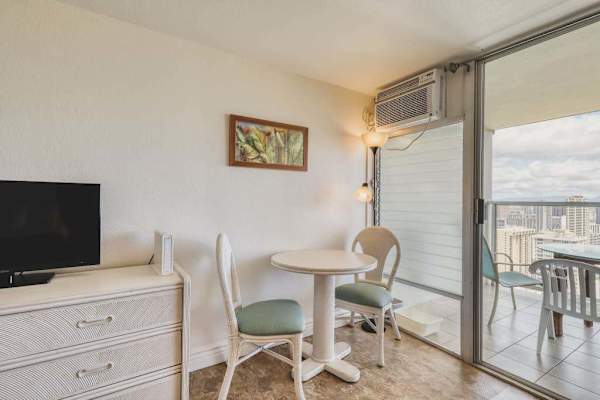 Enjoy meals or morning coffee beside the private lanai.