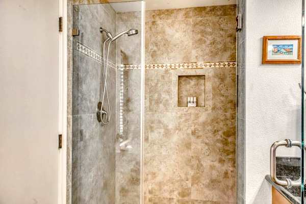 Walk-in shower for a refreshing start