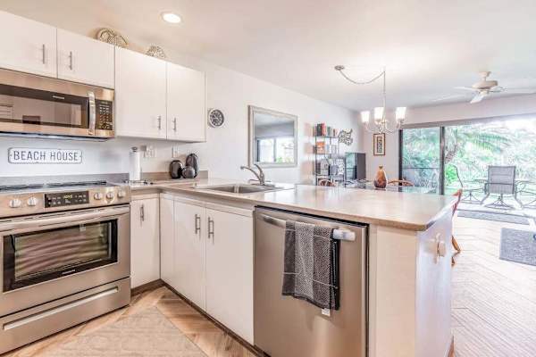 Open Kitchen With Entertaining Space