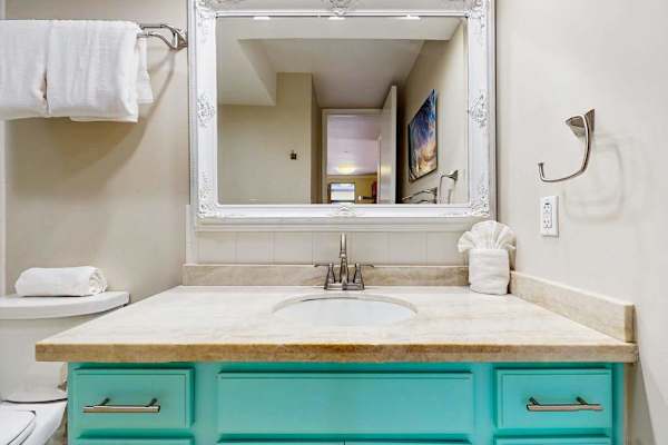 Fresh And Bright Bathroom Essentials