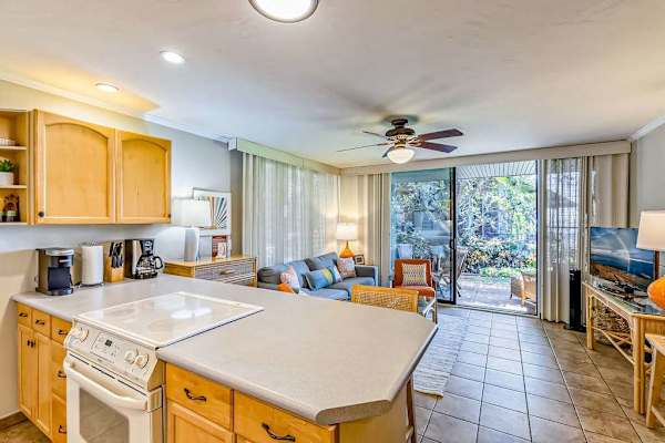 Bright Kitchen Designed For Family Gatherings