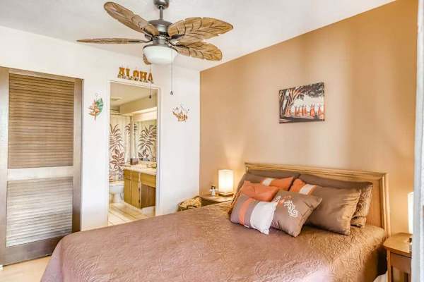 A cozy bedroom made for slow mornings