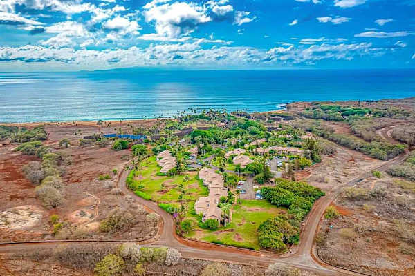 Discover the nearby shoreline with soft sands and stunning ocean views throughout