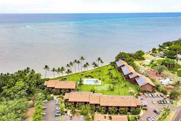 Spend memorable days exploring the scenic shore and nearby sandy beaches together