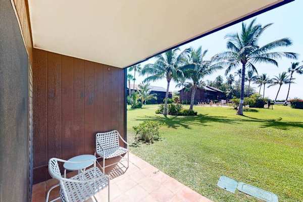 Beautiful island scenery showcases inviting resort spaces and Pacific surroundings