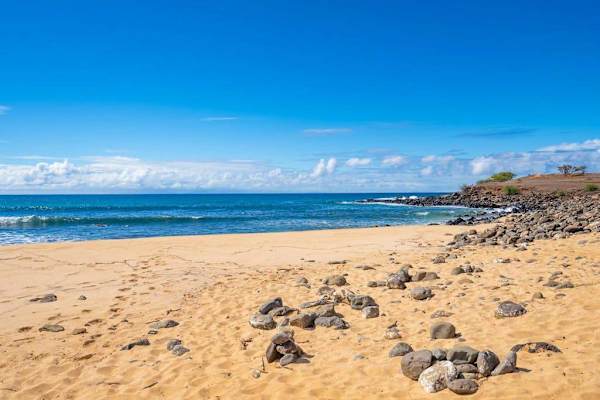 Nearby sandy beach offers scenic Pacific shoreline views and relaxing walks