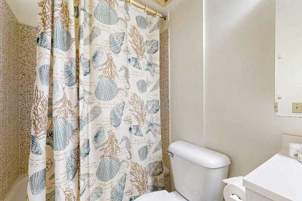 Full bathroom