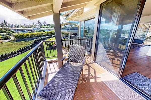 Covered Lanai Overlooking Tropical Paradise