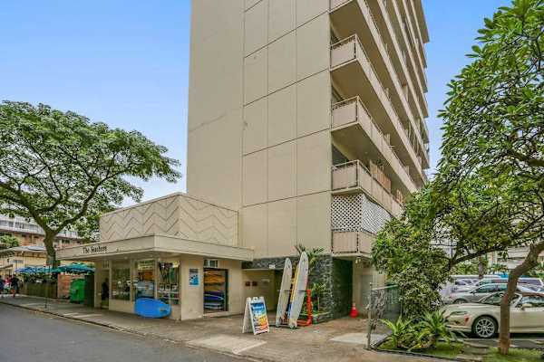 Feel at home from the moment you arrive at this welcoming property building.