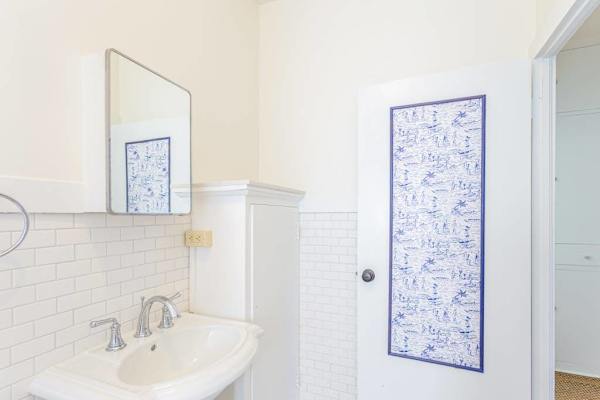 Freshen up comfortably at the thoughtfully designed bathroom sink every single morning