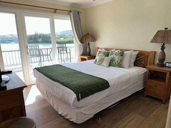 Primary suite with King bed