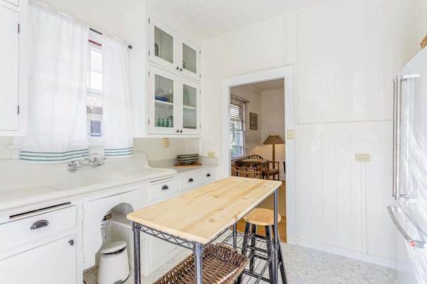 Cook your favorite meals in Cottage A's welcoming kitchen every single day