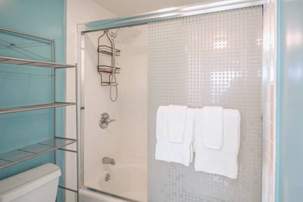 Enjoy a private and primary bathroom designed for your comfort and convenience.