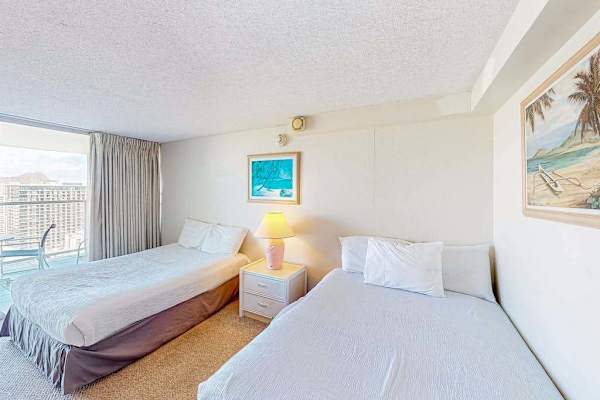 Comfortable studio with two double beds for restful stays