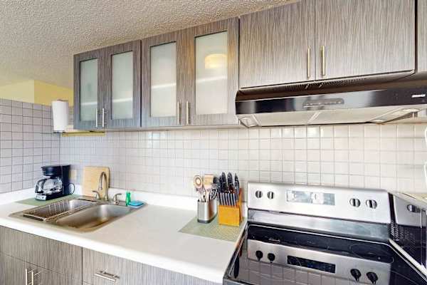 Convenient kitchen for quick bites and hearty meals