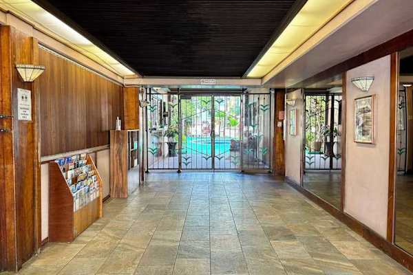 A stylish and accessible entrance space that welcomes guests from the moment they arrive.