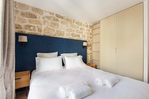 St Georges - One Bedroom in Paris South Pigalle