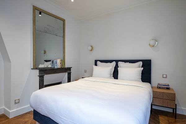 Madeleine Opéra - Fabulous Two Bedroom in Paris