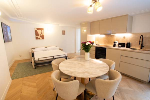 Madeleine Opéra - Two Bedroom Deluxe in Paris