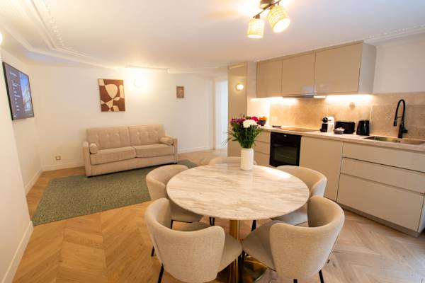 Madeleine Opéra - Two Bedroom Deluxe in Paris