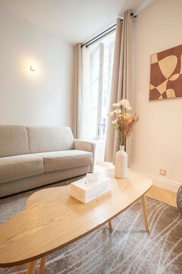 Madeleine Opéra - Excellent One Bedroom in Paris