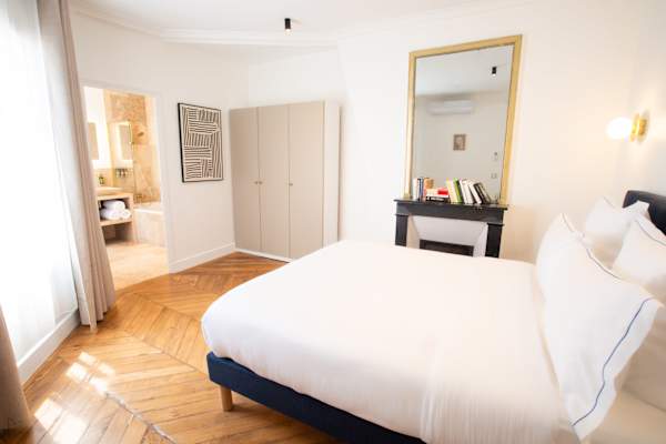 Madeleine Opéra - Fabulous Two Bedroom in Paris