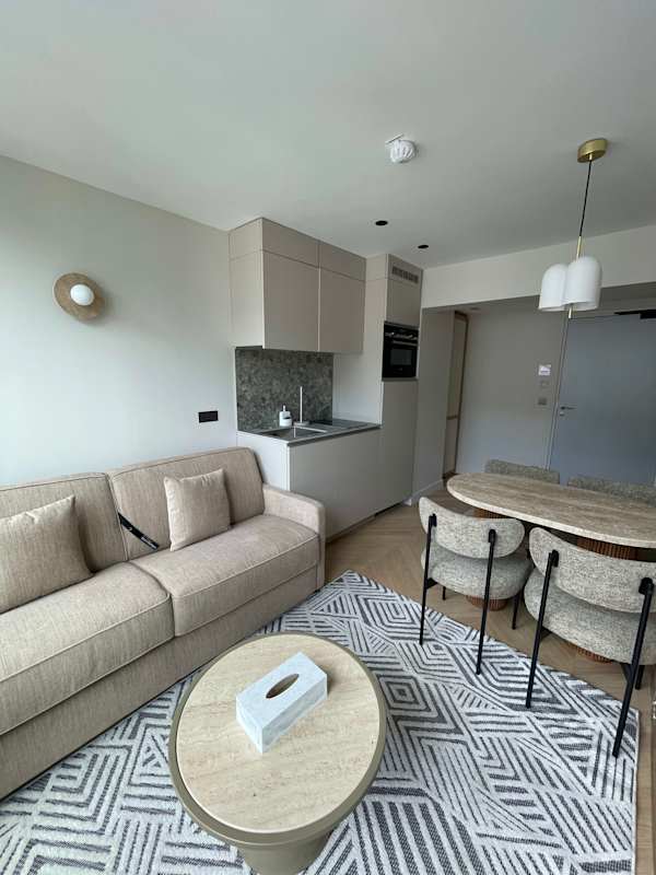 Opera - One Bedroom Balcony